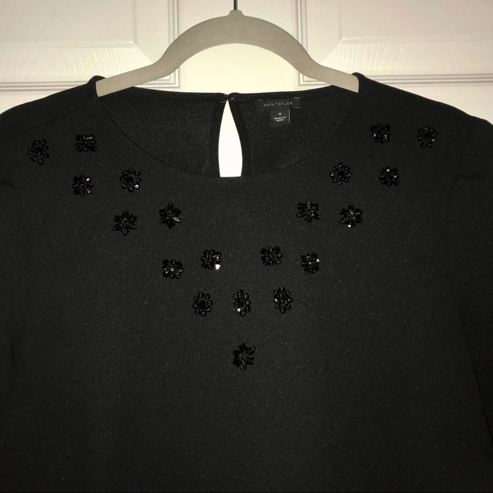 Ann Taylor, M, black